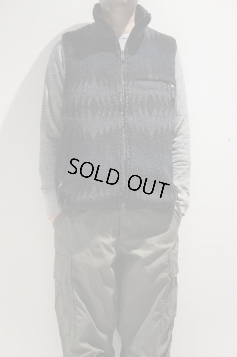 画像1: CAL O LINE　REVERSIBLE JACQUARD PILE VEST（Black） (1)