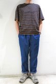 画像2: STILL BY HAND　BORDER POCKET T-SHIRT(BEIGE×NAVY) (2)