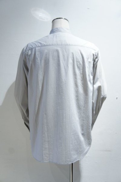 画像1: STILL BY HAND　STRIPE BAND COLLAR SHIRT(GREY/BLUE)