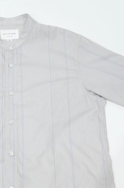 画像2: STILL BY HAND　STRIPE BAND COLLAR SHIRT(GREY/BLUE)
