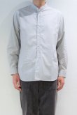画像1: STILL BY HAND　STRIPE BAND COLLAR SHIRT(GREY/BLUE) (1)