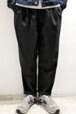 画像1: STILL BY HAND　WOOL EASY SLACKS(CHARCOAL) (1)