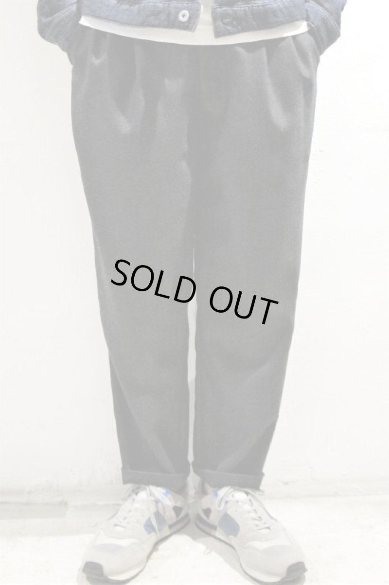 画像1: STILL BY HAND　WOOL EASY SLACKS(CHARCOAL) (1)