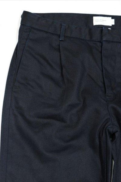 画像2: STILL BY HAND　1 TUCK TAPERED DENIM PANTS(DARK NAVY)
