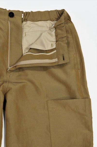 画像2: STILL BY HAND　EASY CARGO PANTS(KHAKI BEIGE)