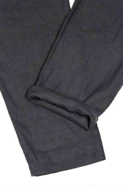 画像3: STILL BY HAND　LINEN 2 TUCK EASY SLACKS(CHARCOAL)