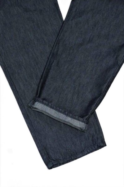 画像3: STILL BY HAND　COTTON / SILK 2 TUCK TAPERED DENIM PANTS(NAVY)
