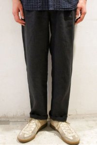 STILL BY HAND　LINEN TAPERED EASY PANTS(CHARCOAL)