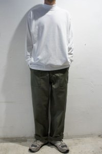 ORDINARY FITS　MOCK NECK PULLOVER(OFF WHITE)