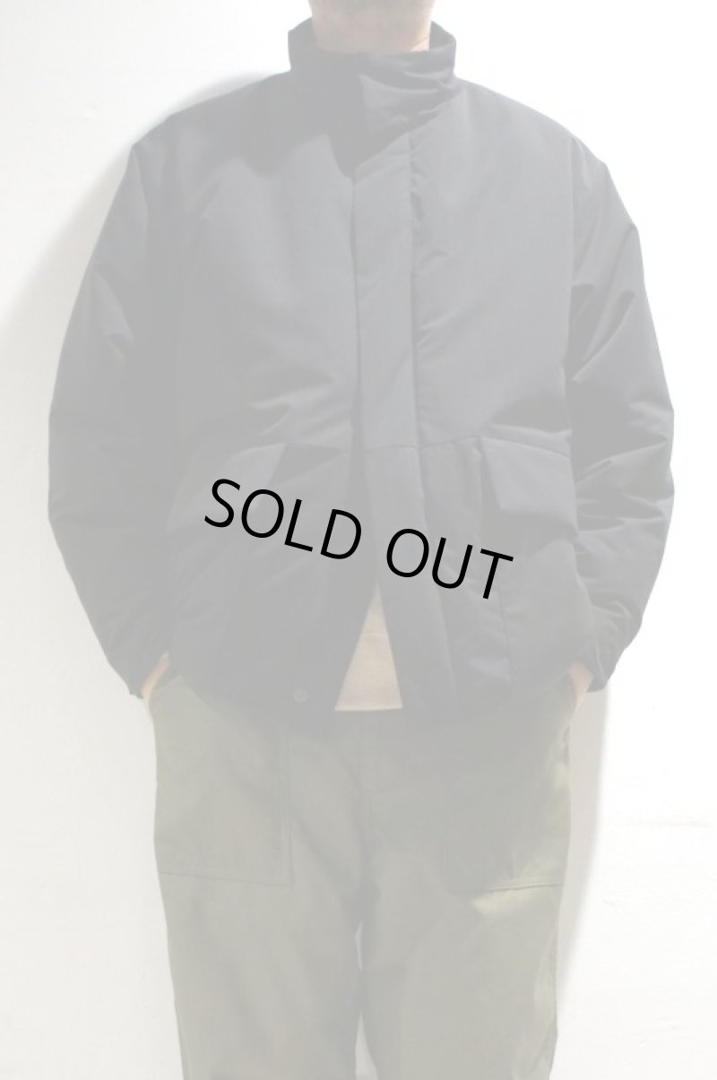 画像1: STILL BY HAND　PADDED STAND COLLAR BLOUSON(INK BLACK) (1)