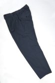 画像2: STILL BY HAND　GARMENT DYED COTTON EASY SLACKS(BLUE GREY) (2)