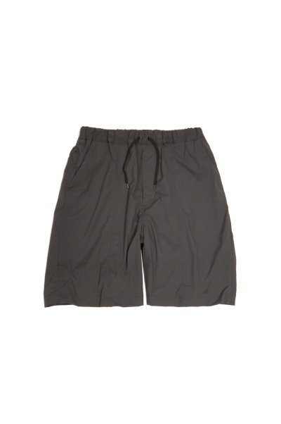 画像1: STILL BY HAND　NYLON EASY SHORTS（CHARCOAL BROWN）