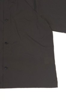 他の写真3: STILL BY HAND　NYLON S/S SHIRT（CHARCOAL BROWN）