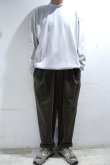 画像2: LAMOND DRAWST MOCK NECK L/S TEE(OATMEAL) (2)