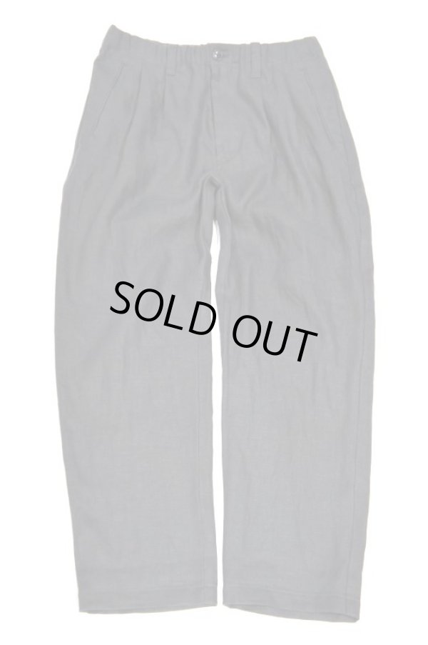 画像2: STILL BY HAND　LINEN 2 TUCK EASY SLACKS(CHARCOAL) (2)