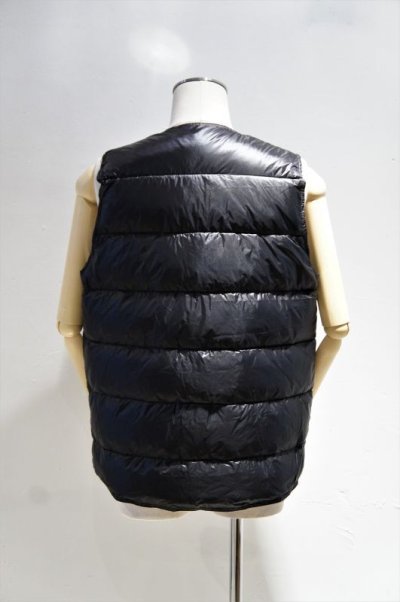 画像1: CAL O LINE × NANGA　BLACK HOLE DOWN VEST（BLACK）