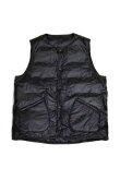 画像1: CAL O LINE × NANGA　BLACK HOLE DOWN VEST（BLACK） (1)