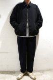 画像2: STILL BY HAND　POLYESTER ZIP UP BLOUSON(INK BLACK) (2)