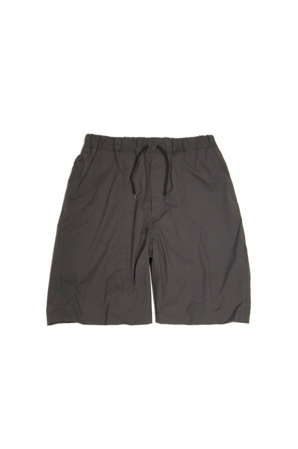 画像1: STILL BY HAND　NYLON EASY SHORTS（CHARCOAL BROWN） (1)