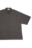 画像1: STILL BY HAND　NYLON S/S SHIRT（CHARCOAL BROWN） (1)