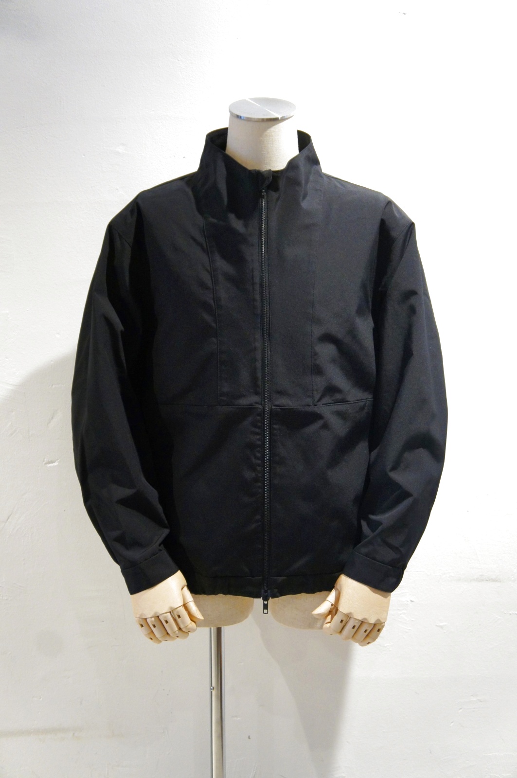 LAMOND（ラモンド） STAND NECK WIDE BLOUSON(BLACK)の通販 | ant 大阪